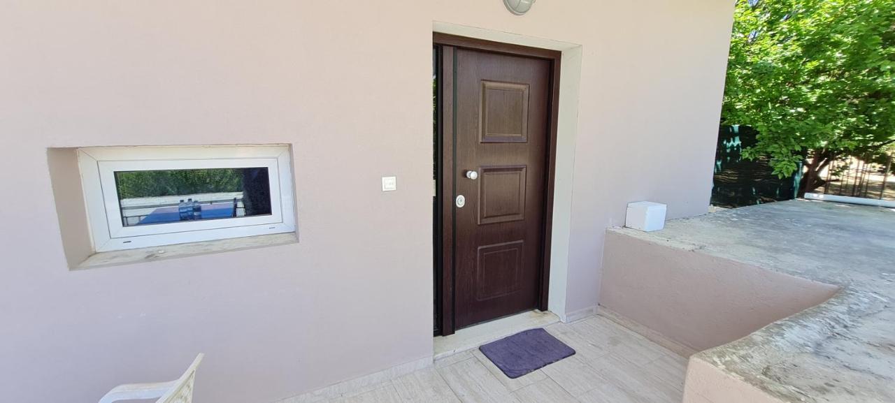 Gerys House Apartman Nikiána Kültér fotó